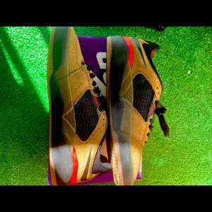 NIKE SB ISHOD